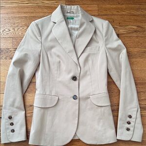 United Colors Of Benetton Classic Beige Blazer Italian size 38 US size 2